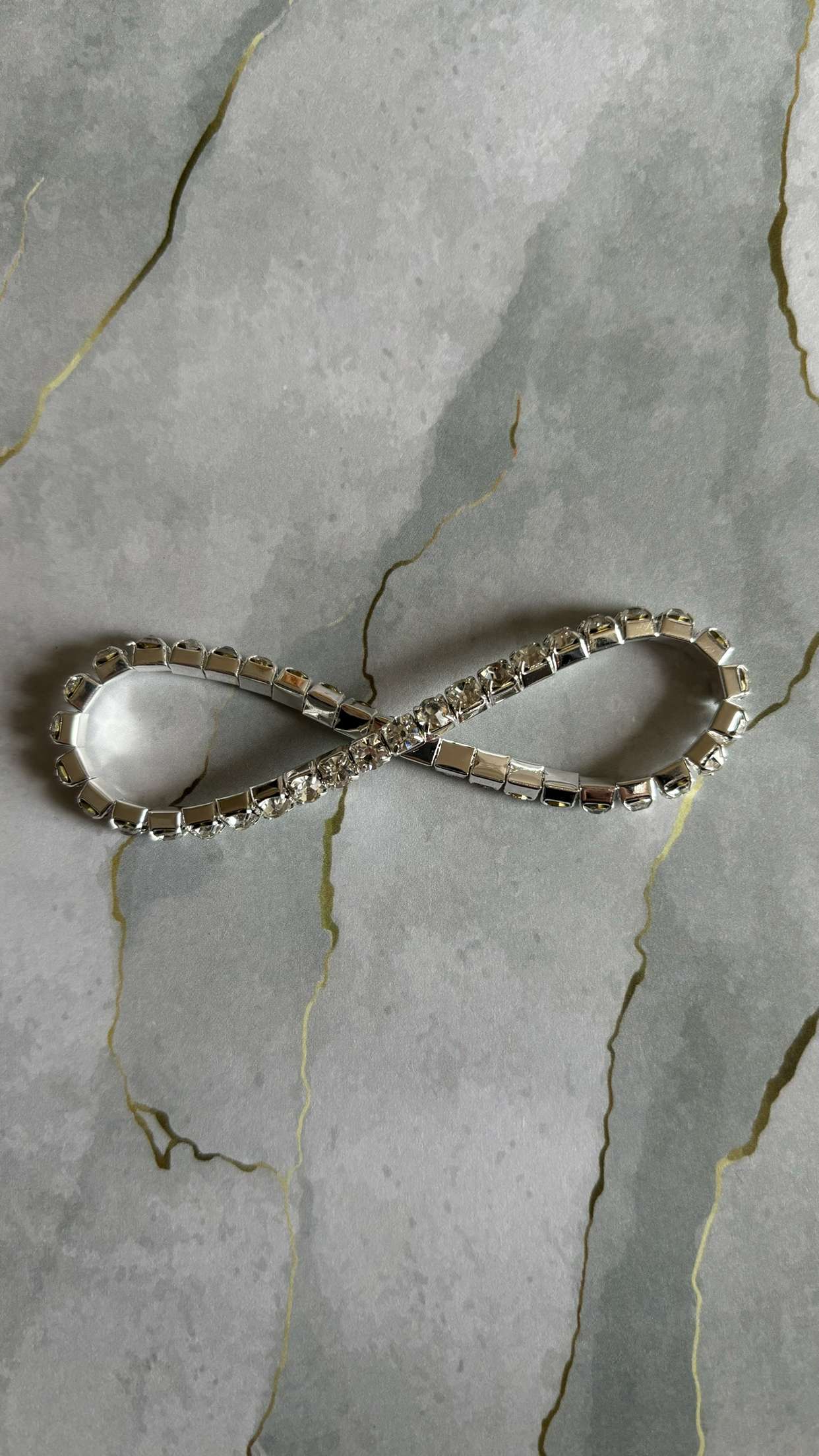 Bracelet strass couleur argenté
