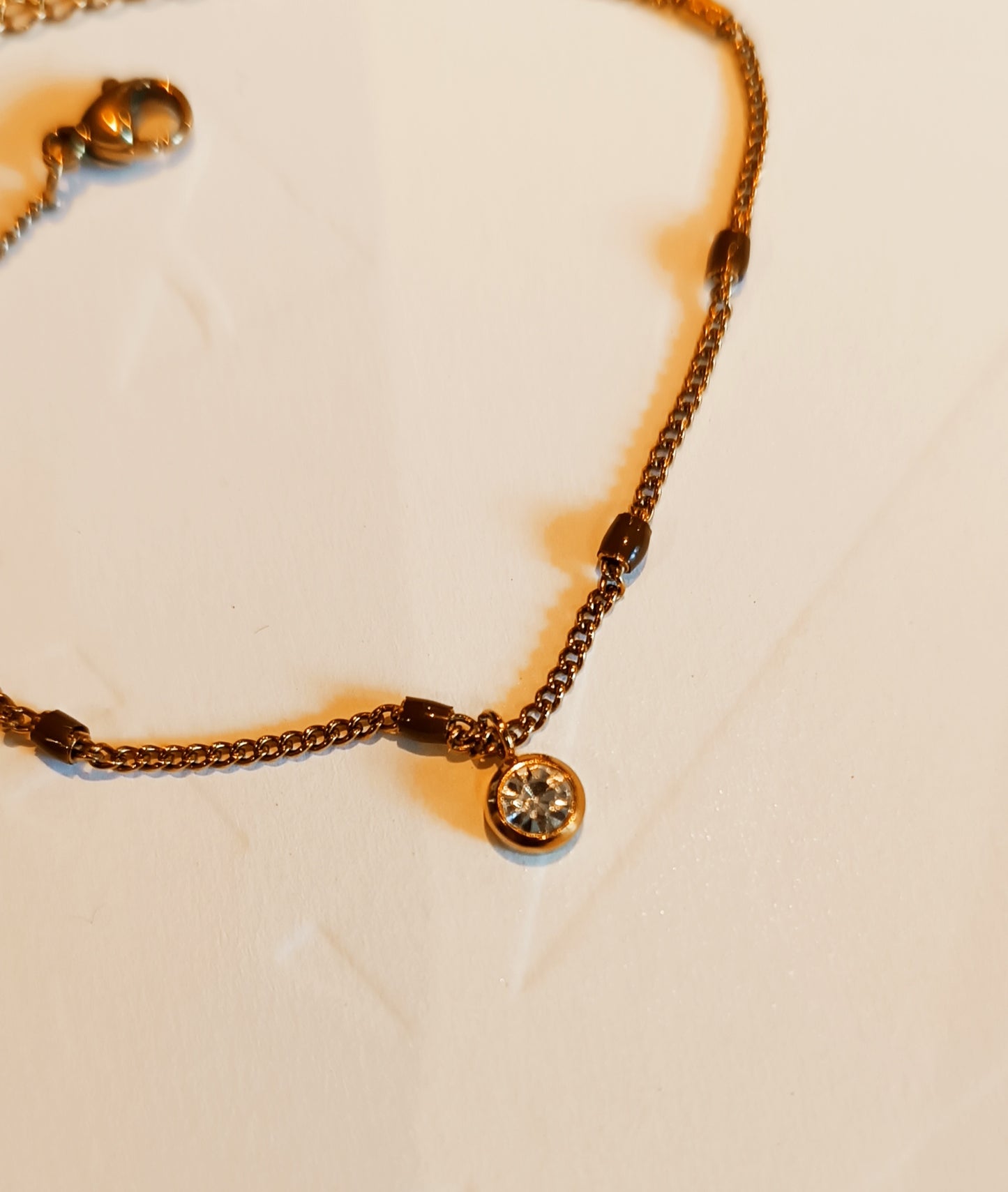Bracelet ajustable acier inoxydable perle et strass