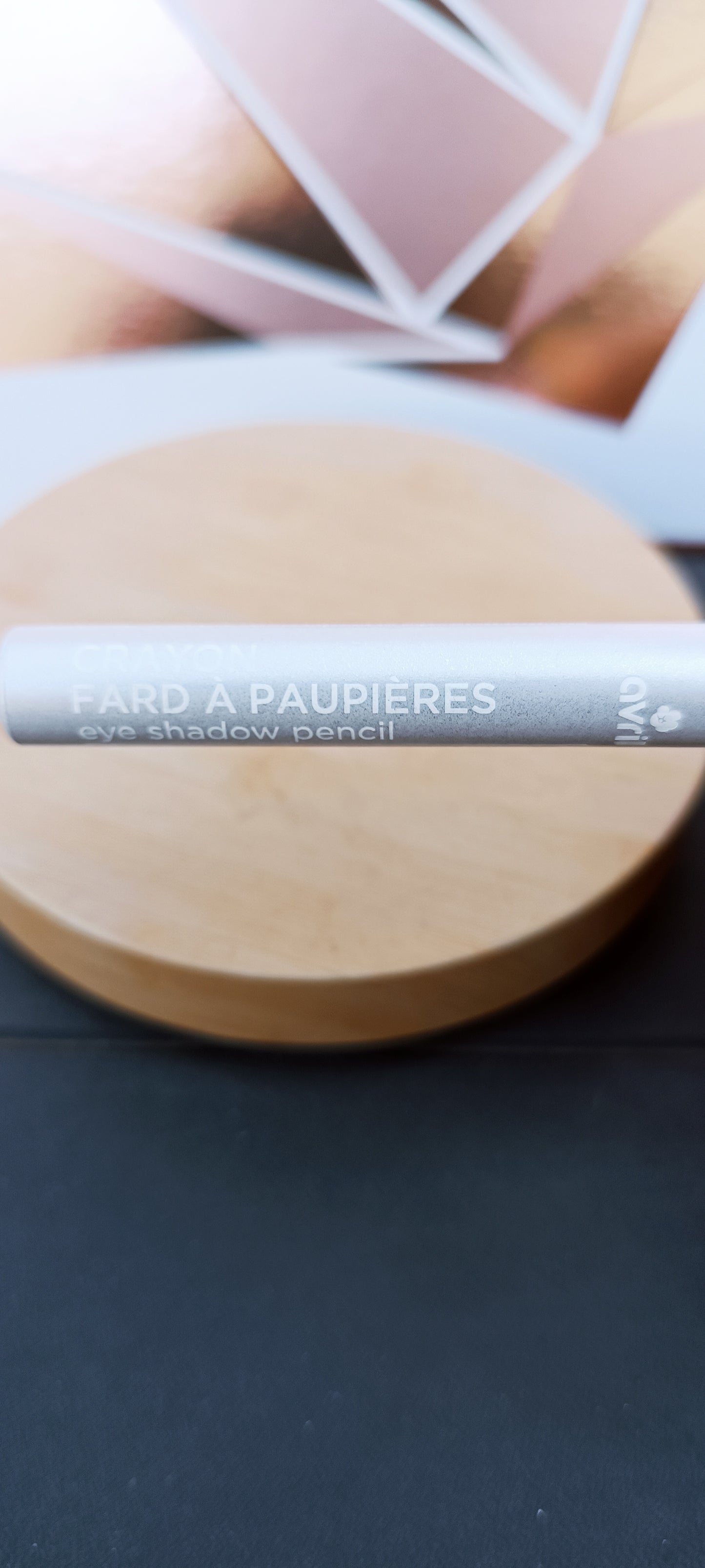 Crayon Fard à paupières Avril Bio