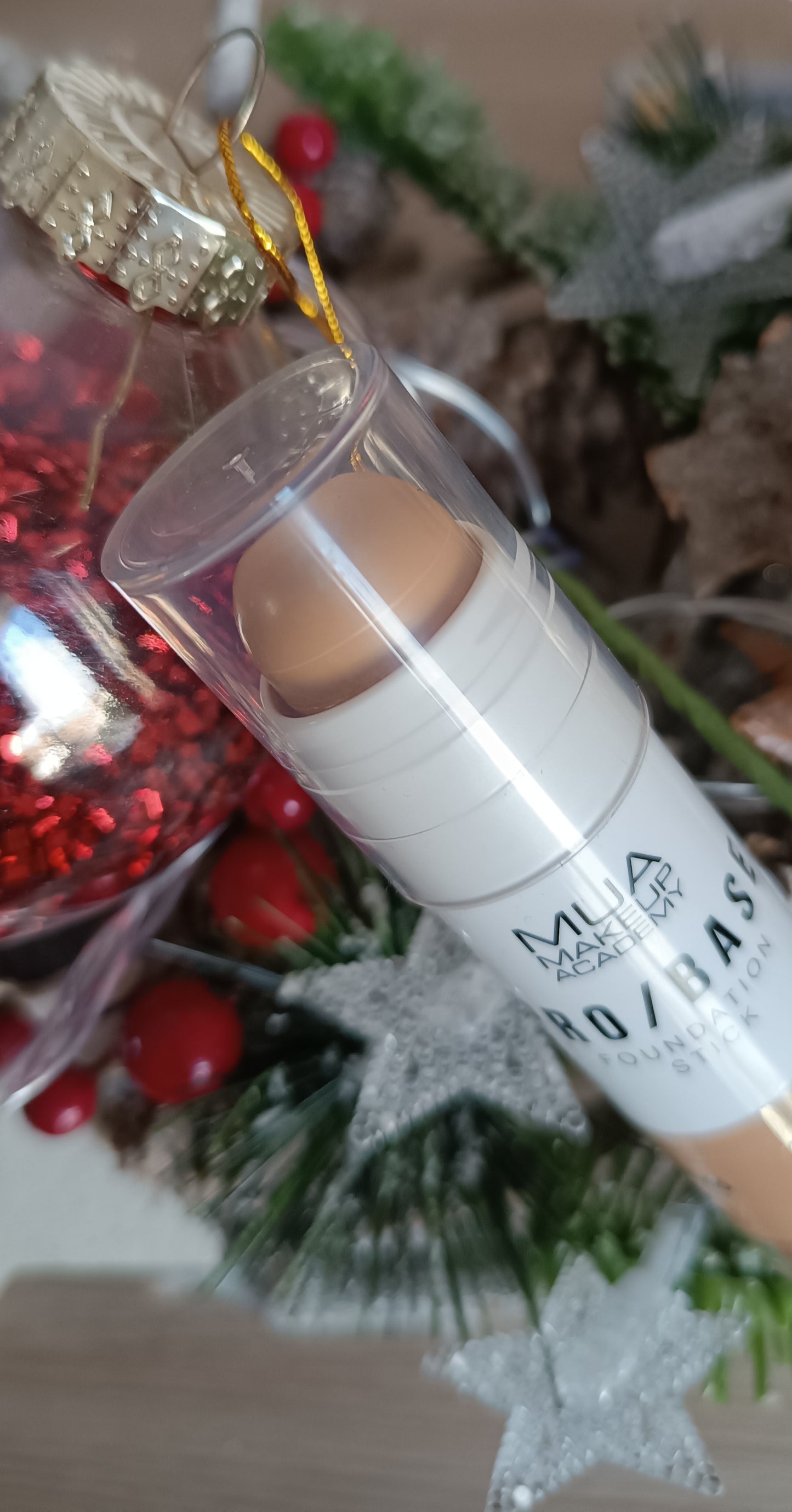 Fond de teint stick MUA make-up académie