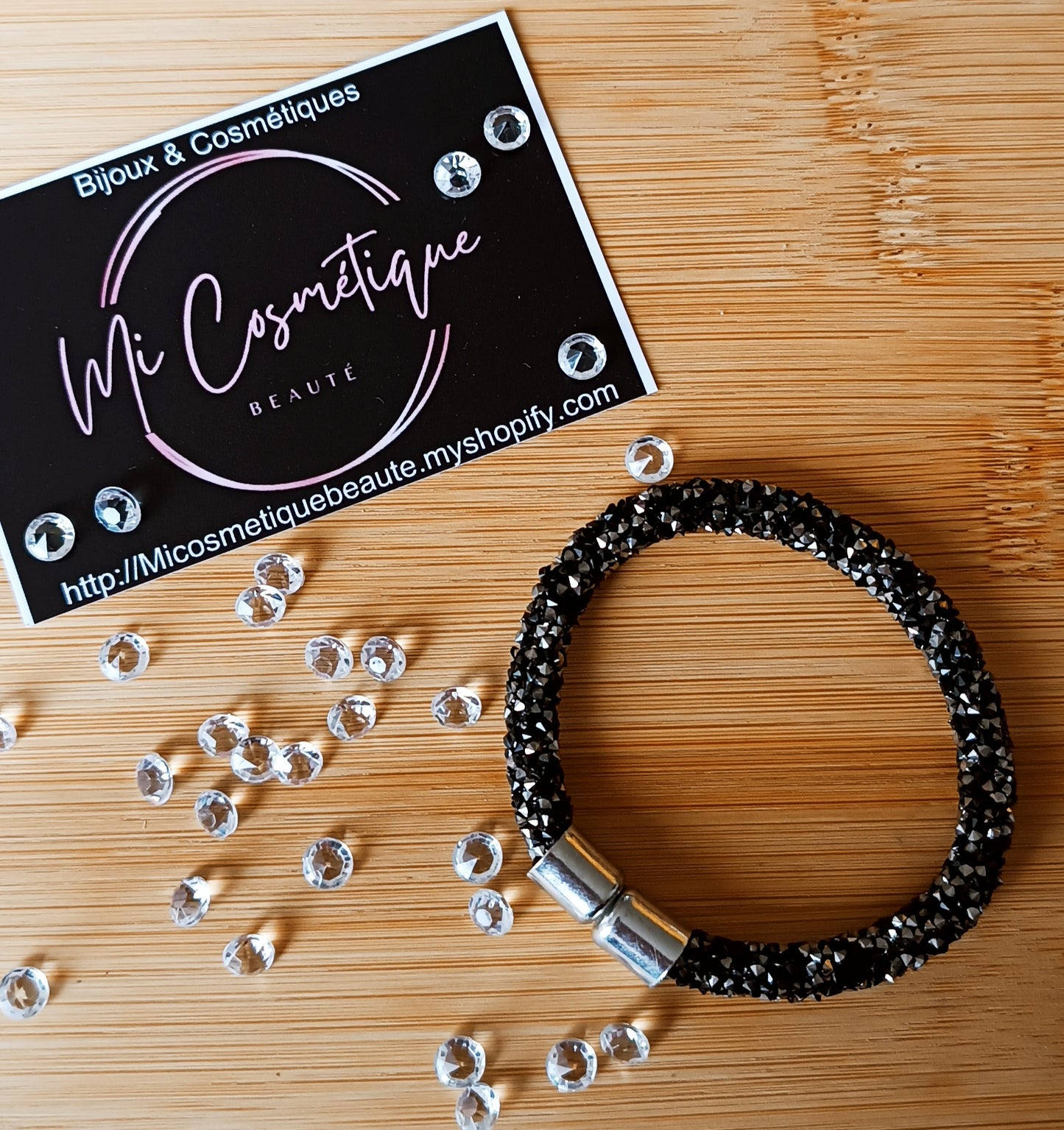 Bracelet style crystaldust