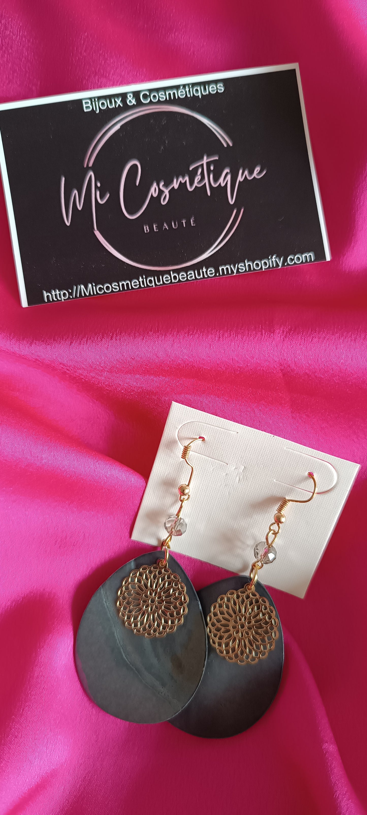 Boucles d'oreilles Grise