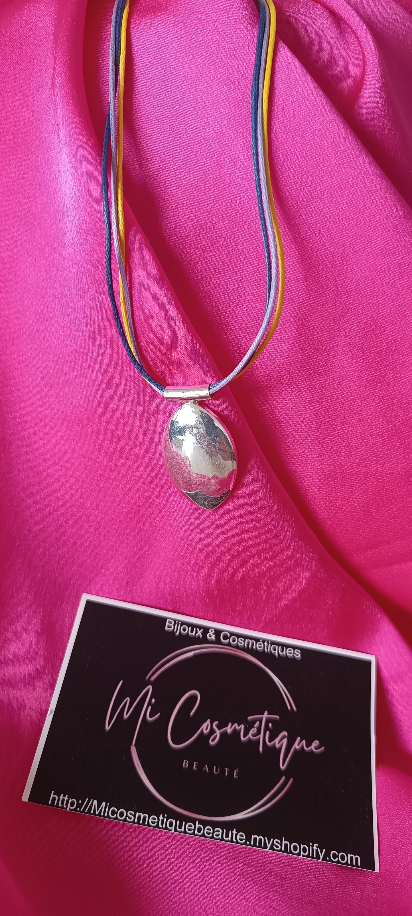 Collier et pendentif ovale acier
