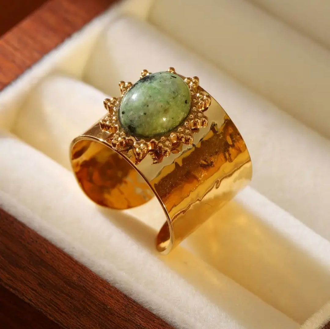 Bague Ajustable Réglable Acier inoxydable forme Soleil avec Pierre naturelle verte
