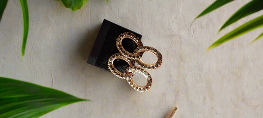 Boucles d'oreilles Doré double anneau pendantes strass