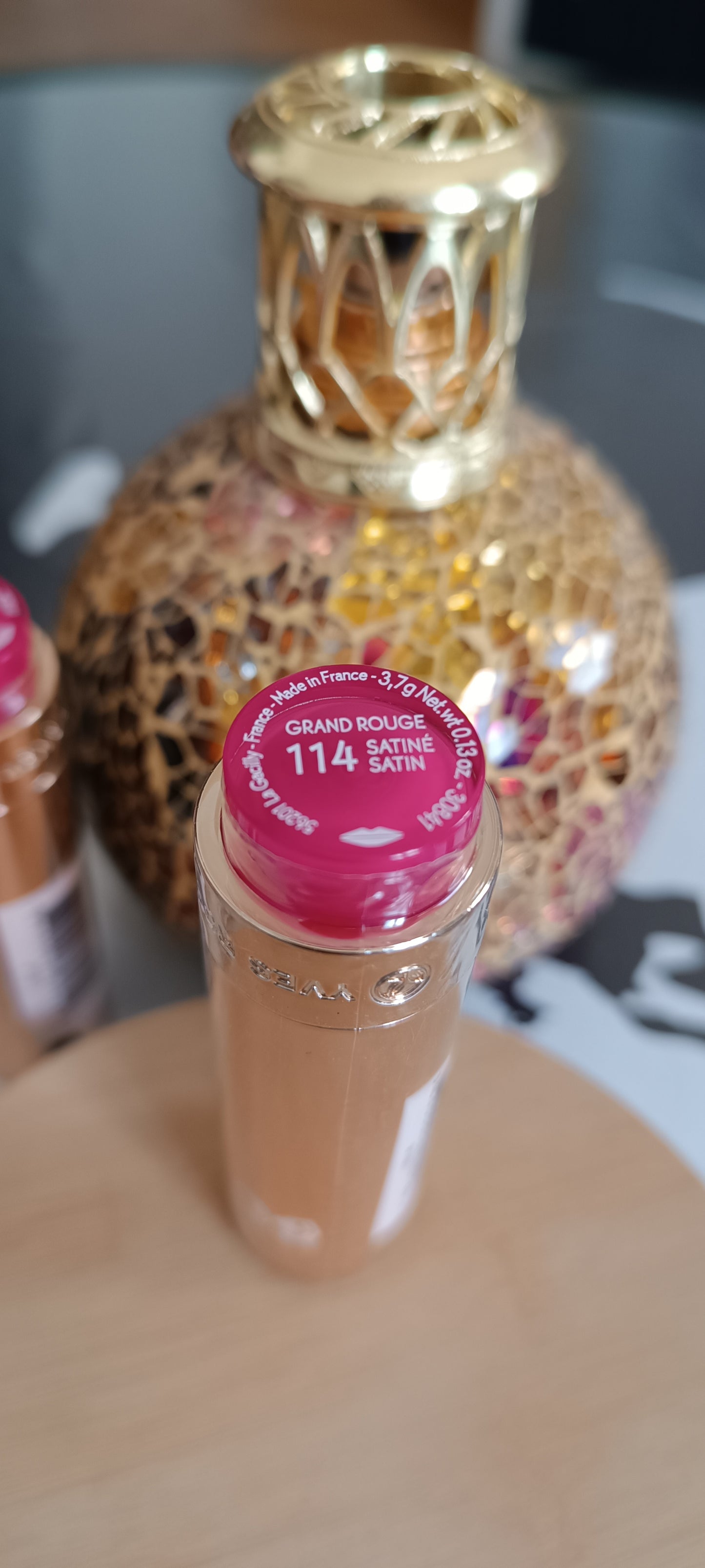 Rouge à lèvres Satin satiné Yves Rocher collection grand Rouge
