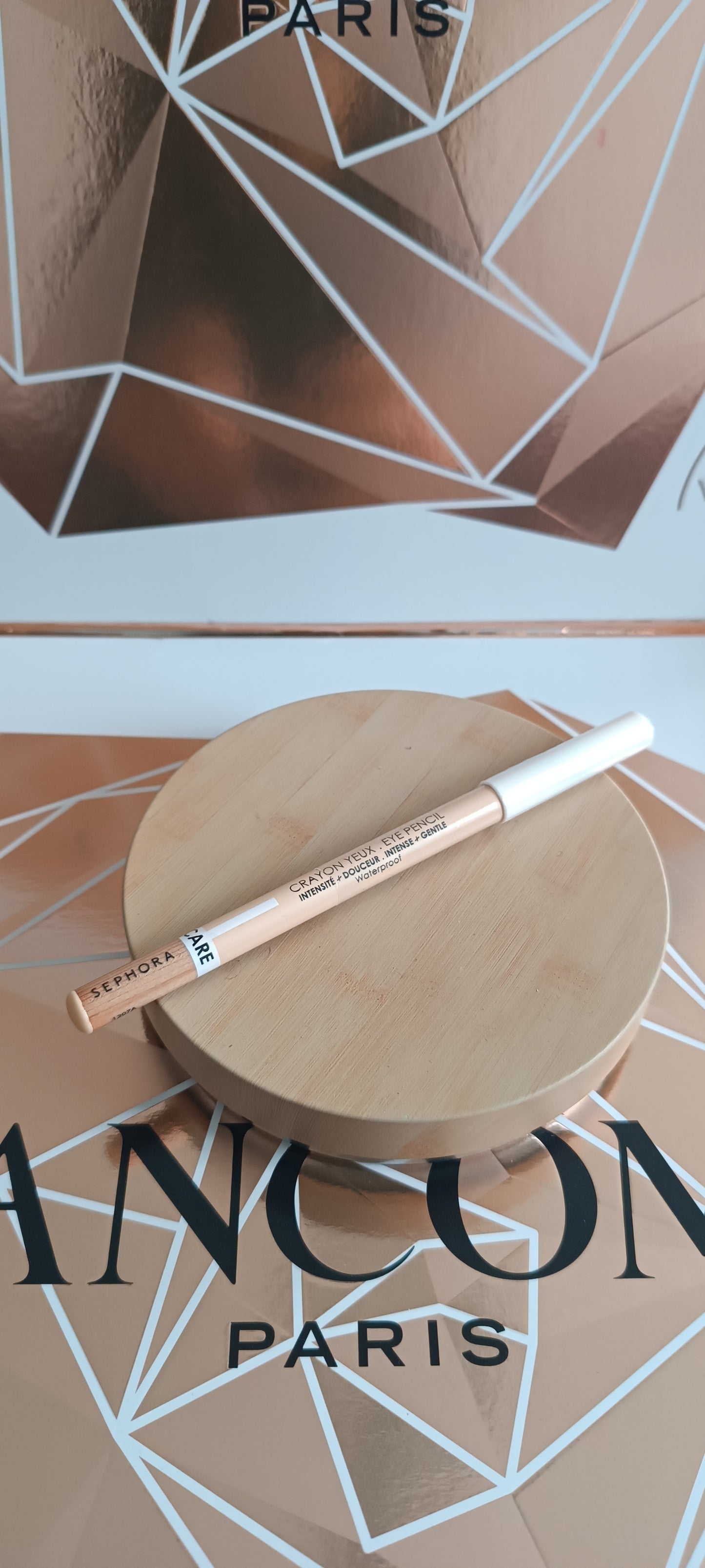 Crayon yeux waterproof SEPHORA intensité douceur Mât divers couleurs effet nude