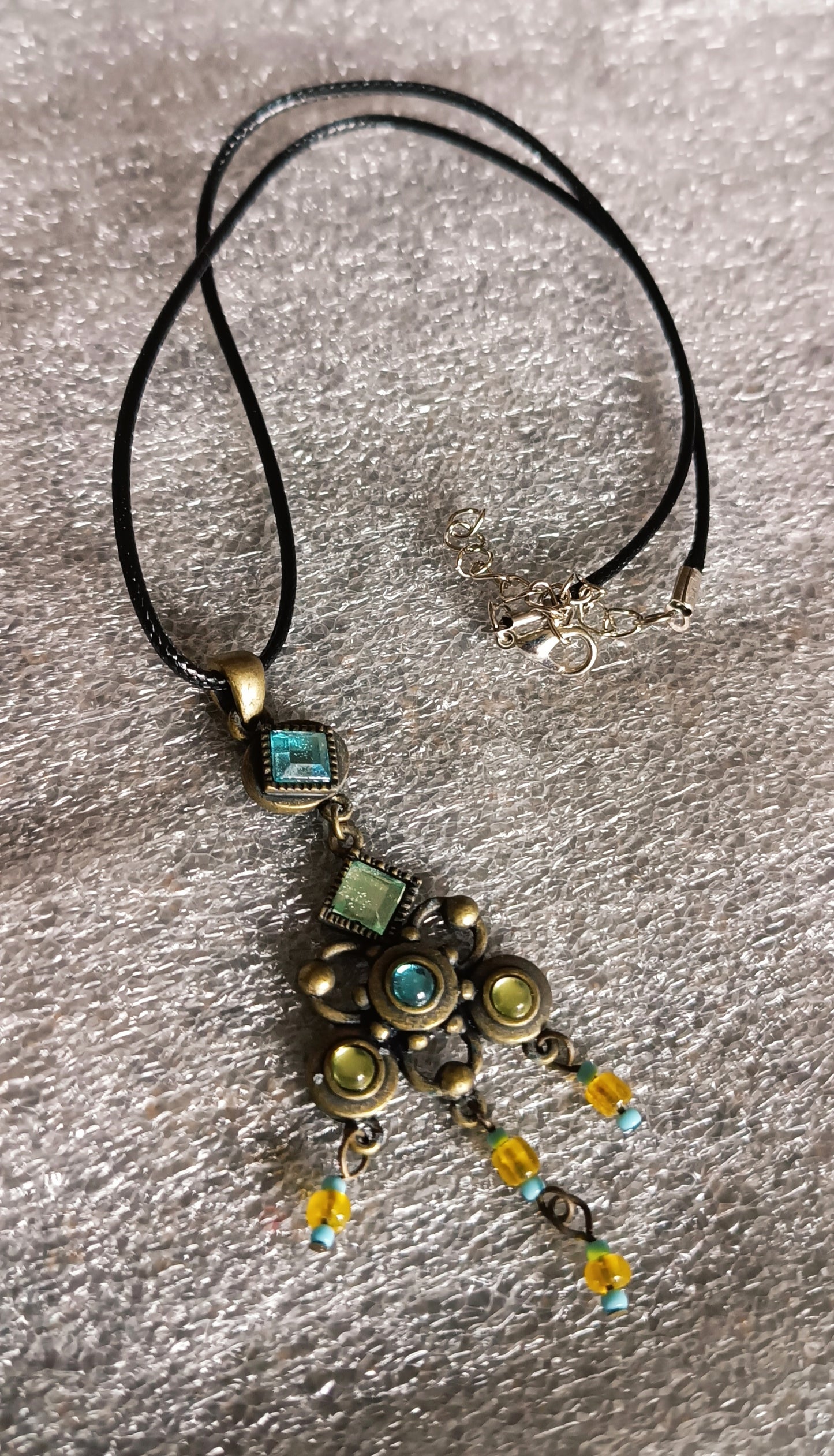 Pendentif style celtique médiéval acier vieillit collier Ajustable