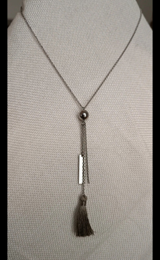 Chaine et Pendentif style Sautoir Acier inoxydable